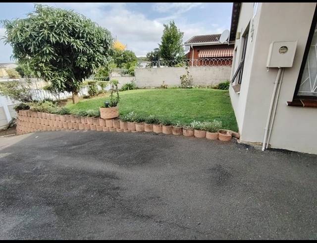 2 BEDROOM HOUSE FOR SALE IN PALMVIEW